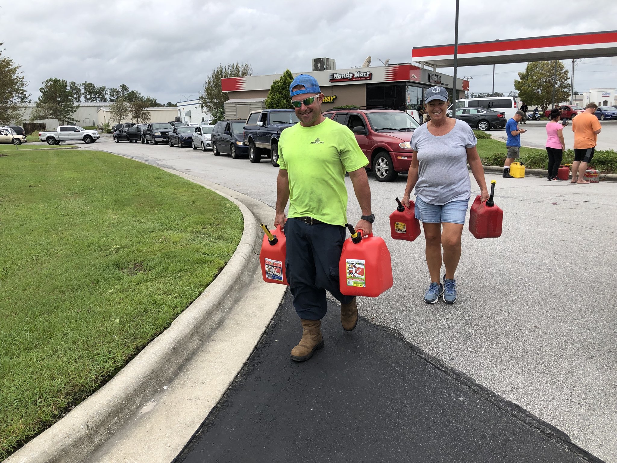 Dave Rysak on Twitter "Gas lines in Jacksonville, NC because of