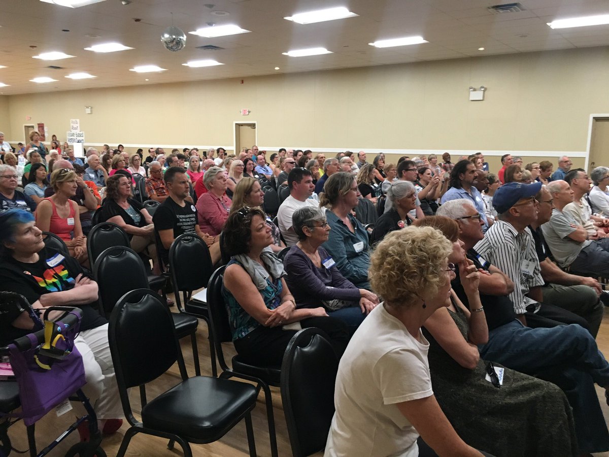 political_jawn's tweet photo. @RepBrianFitz, this is #PA01! Can you hear the roar? You should probably start looking for a new job ๐๐๐ #BucksTogether #IndivisiblePA #DoTheWork https://t.co/S8WnsOoMxv