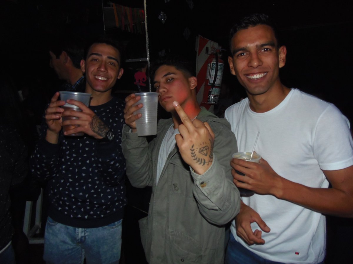 Karmaaa20's tweet photo. un poco de lo que fue karma este finde🎉🎉 https://t.co/pdGgGXIFcd