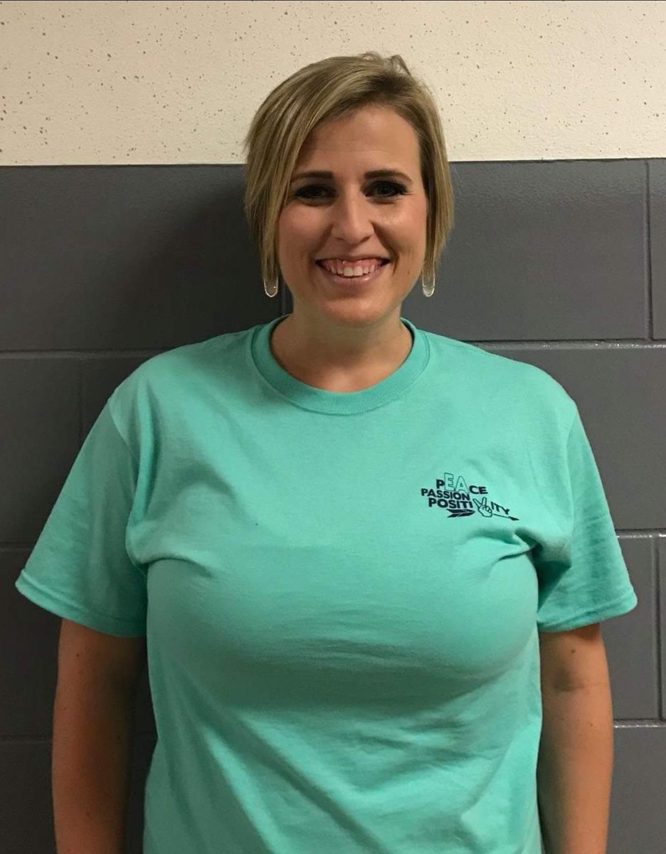 EAMSmath's tweet photo. Introducing one of our fabulous math teachers! Mrs. Knoche @mrs_knoche6 https://t.co/HYp9vnv3l9