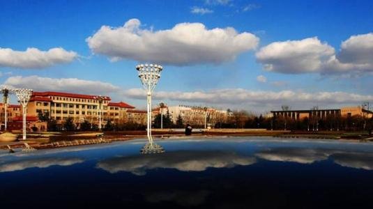 frsproz's tweet photo. Primary school in Qingdao, ASAP. https://t.co/npY2Nqdy4v