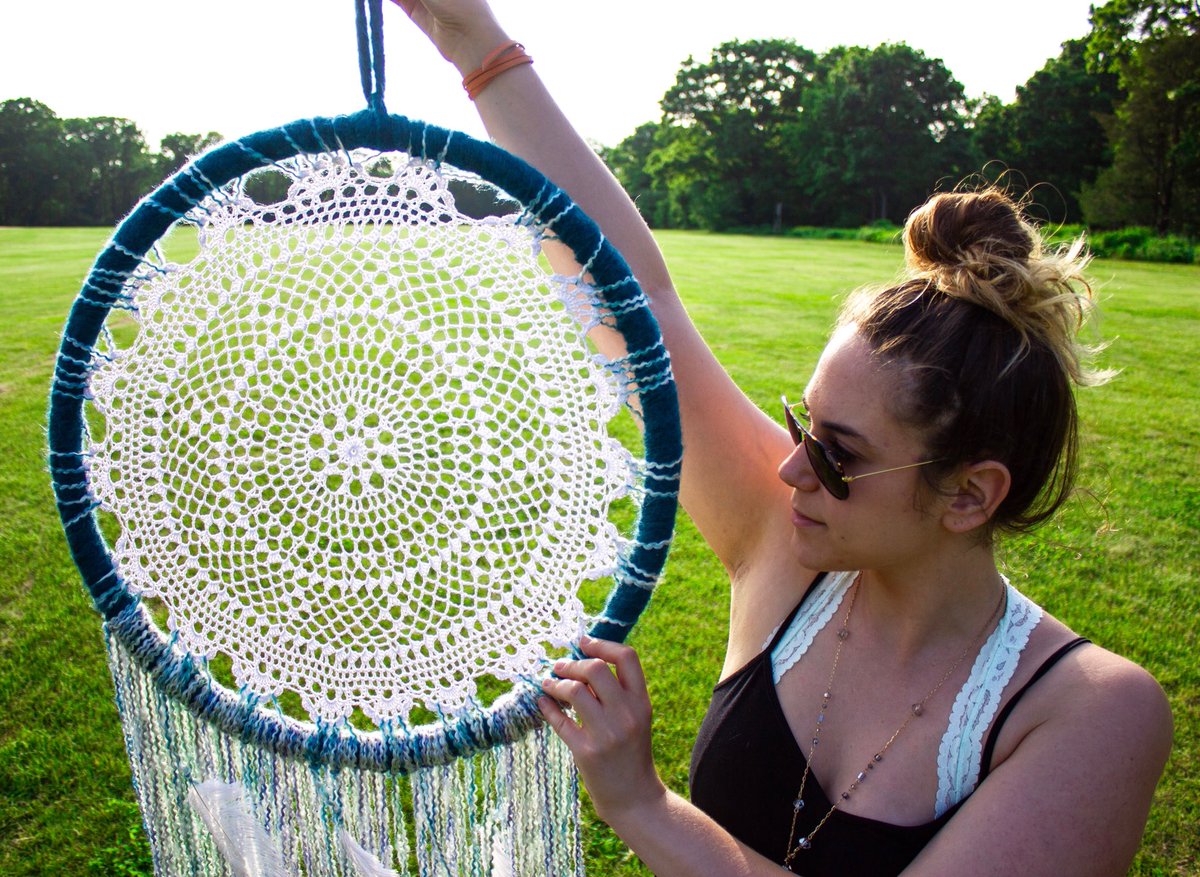 ASendrowitz's tweet photo. Add a pop of color wherever you go ✨ #bohogomo #bohemiangoemodern #dreamcatcher #homedecor #bohochic #entrepreneurlife #vanlifemovement #livemoreworless #ditchingtheconventionallifestyle #aguideforthemodernbohemians https://t.co/hEVzSAhZEc