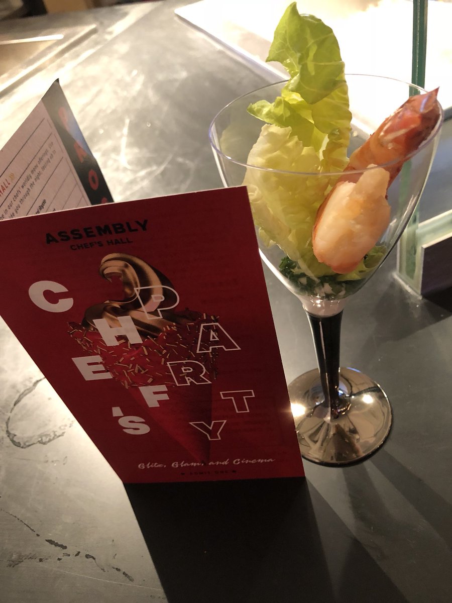 MoVernie's tweet photo. Shrimp cocktail royale from #BlueNoseLobster.
#ChefsParty #EatResponsibly @eatassembly #Shrimp #foodieto #torontoevent #MoVernie https://t.co/n4awKChZ39