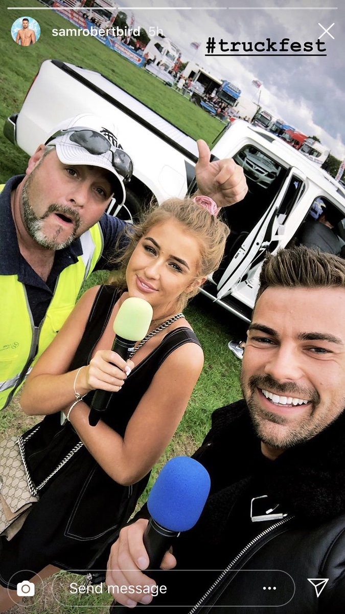 ToddDeweyIRT's tweet image. #truckfest was awesome as usual 👍 got to host this famous couple all weekend👍 Can you tell me who it is???? Hope everyone had a safe weekend! #godbless