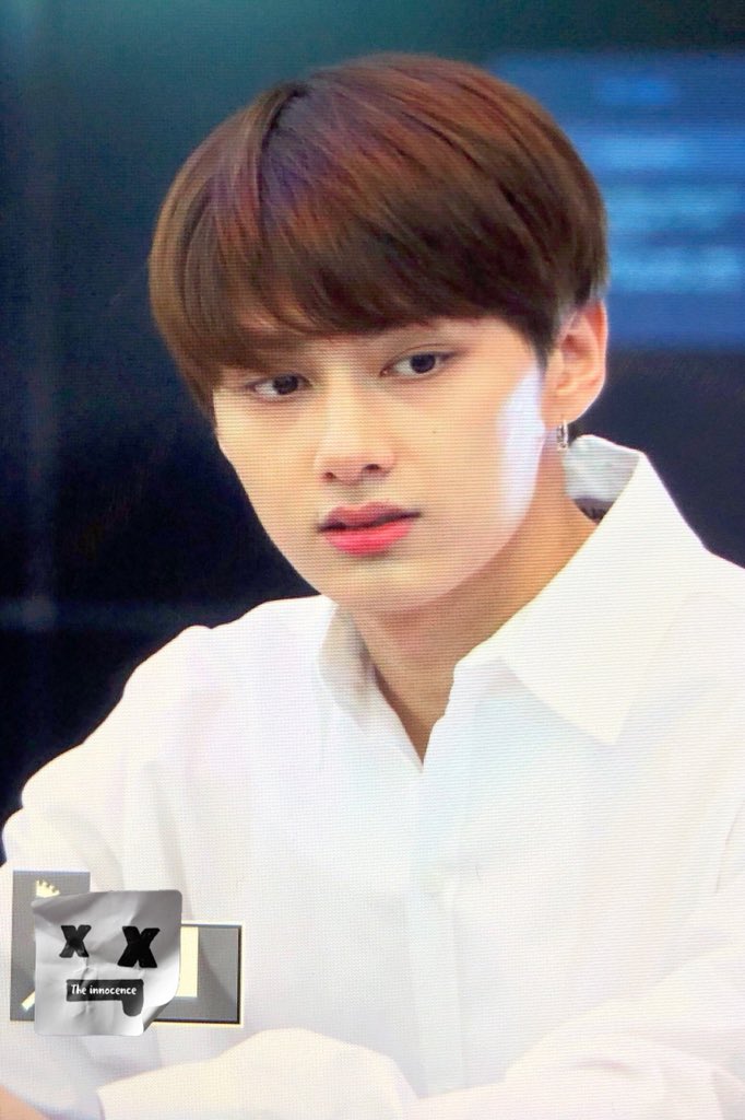 180917 #세븐틴 #SEVENTEEN #준 #문준휘 #JUN #文俊辉 애기 너무 졸려 보여ㅠㅠㅠㅠㅠㅠㅠㅠㅠ 아잉ㅠㅠㅠㅠㅠㅠㅠㅠㅠ 좀 쉬어 힝 ㅠ. <a href="/pledis_17/">세븐틴(SEVENTEEN)</a>