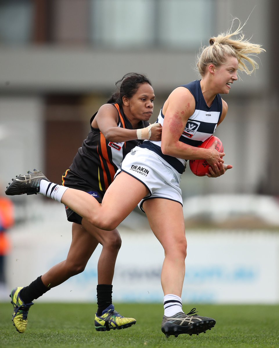 Listen to #VFLRewind tonight from 7pm - 8pm on <a href="/3wbc/">94.1FM 3WBC 📻</a>. Guests include: <a href="/BoxHillHawks/">Box Hill Hawks</a> captain Andrew Moore, <a href="/CaseyDemonsFC/">Casey Demons</a> Cam Pedersen, <a href="/HawthornFCW/">Hawthorn VFLW</a> captain Emma Mackie and @GeelongVFLW Jordan Ivey.

Tune to 94.1fm or stream online here: 3wbc.org.au/streaming/ 

#GetFinalsFever