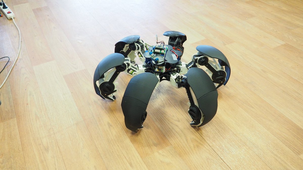 Sebmar Arackna Projet En Cours Hexapode Telecommande Par Smartphone T Co 26koiwox Robot Robots Robotics Hexapod Servomotor Remote 3dprinting Impression3d T Co Gufypskjyc Sebmar Arackna Projet En Cours Hexapode Telecommande Par Smartphone T Co 26koiwox Robot Robots Robotics Hexapod Servomotor Remote 3dprinting Impression3d T Co Gufypskjyc
