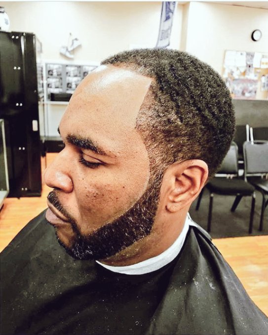 Tobacco road barber and beauty shop. Barber : Leon Hines
