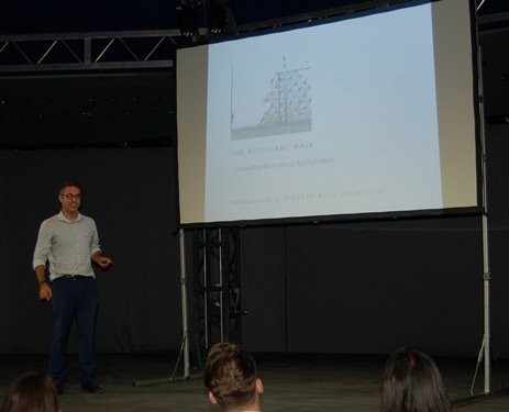 wfcouncil's tweet image. 230 residents got tickets for #Walthamstow High Street presentations yesterday from 6 designers and voted for their 3 favourites. Sign up for area email newsletter socsi.in/ekDvk  for details of winner. More info: 
 socsi.in/VwJFs #borough4every1 #GBHighStreets