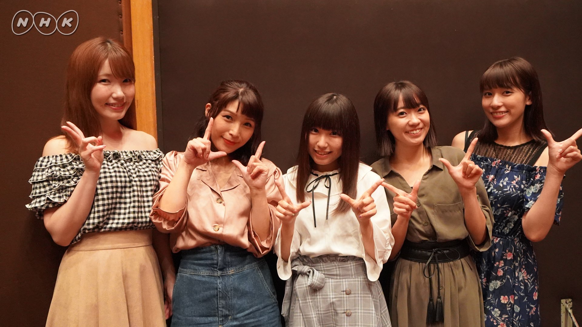 今日は一日 三昧 今日は一日ラブライブ 三昧 前半終了まで2時間を切りました 本日2枚目の集合写真をどうぞ Zanmai Nhkfm ラブライブ三昧 T Co Qrov73pk4p Twitter