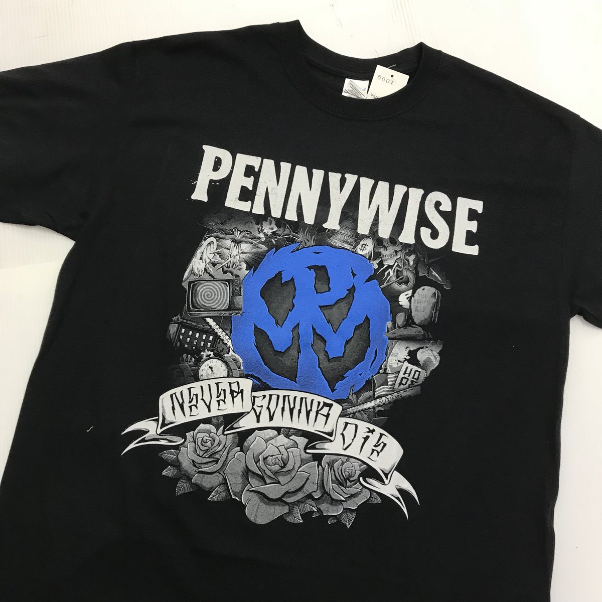 O Xrhsths Seek Destroy Sto Twitter Pennywise Never Gonna Die Tシャツ Pennywise ペニーワイズ 町田 バンドtシャツ シークアンドデストロイ