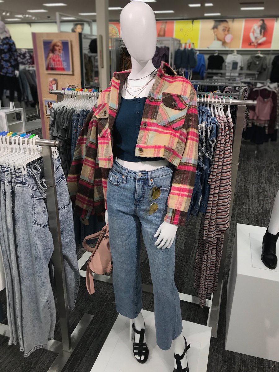 Living for this new color vibe over in Wild Fable! I thought I gave up pink and brown back in 2005 but honey, I’m HERE FOR IT 💗🍂💗🍂💗  #WildFable #VMStyle #TT1355 #TargetStyle #Target