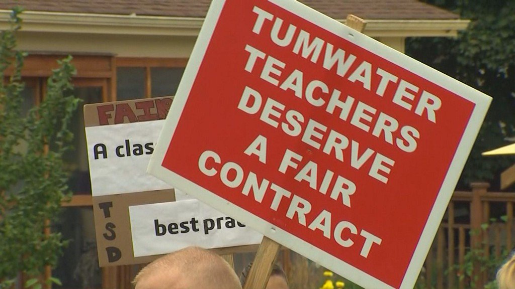 KING5Seattle's tweet photo. Teachers in the Tumwater School District - the last remaining district with teachers on strikes - said Sunday they have reached a tentative agreement. https://t.co/ecIxphtvAZ https://t.co/q1ZORsBQIZ