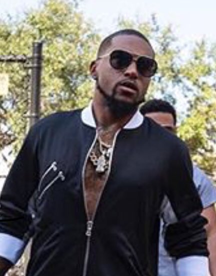 Greg Auman on X: 'Here's pic from DeSean Jackson's Instagram of him walking  into stadium wearing the whole look Ryan Fitzpatrick had for postgame  presser.  / X