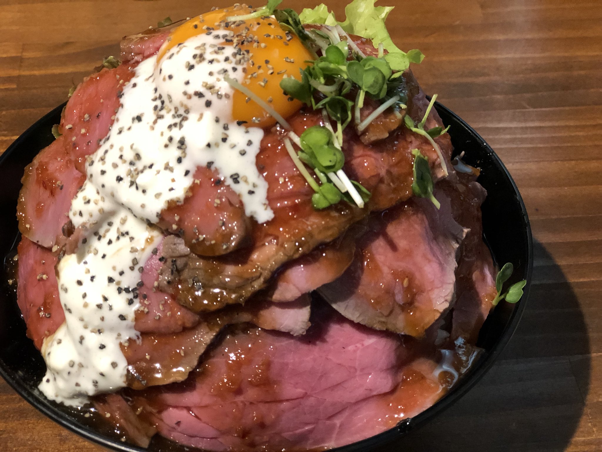 モーリー Boss Meat ボスミート 立川南口 ローストビーフ丼 大盛り 4回目の訪問 O ジム前の肉 摂取 大盛りに初チャレンジ いや 肉は完食ですが ご飯 が無理でした T Co Lenrivoyuc Twitter