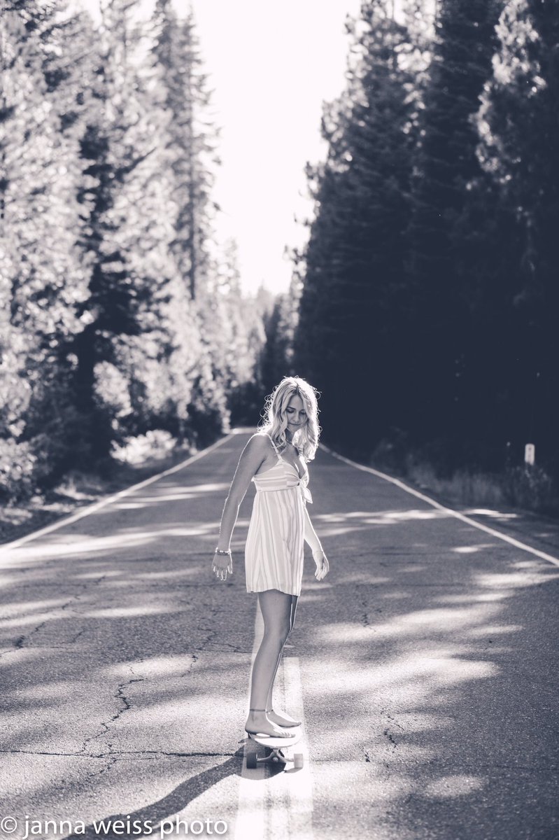 JannaWeissPhoto's tweet photo. When your stunning senior is also a BA boarder. #SeniorPortraits #SectorNine #PonderosaBruins https://t.co/aAs9QEG8TC