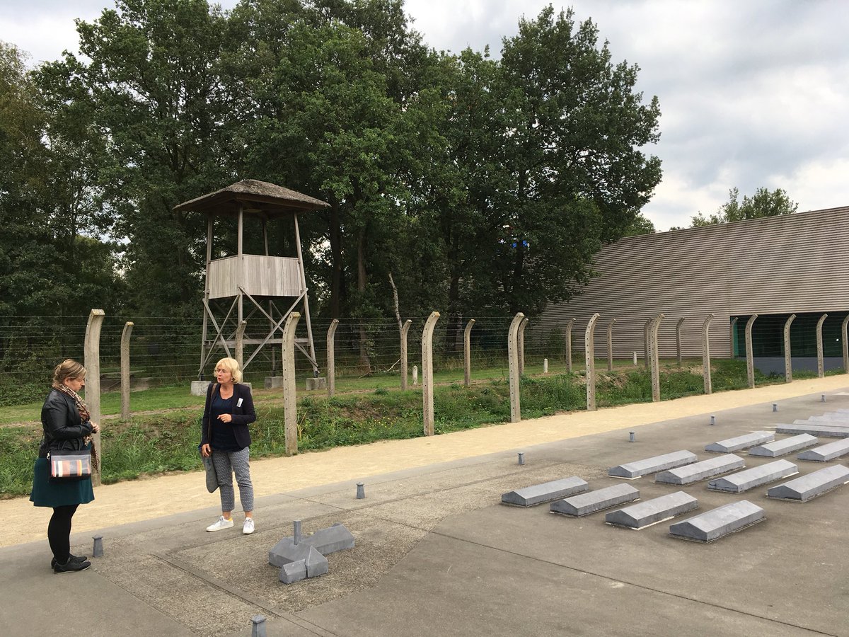 BrabantTrade's tweet photo. Inspirationday, siteinspection and lots of WW2 storytelling for @TUINederland showing our WW2 locations @Oorlogsmuseum #BevrijdendeVleugels and @KampVughtNM @BattlefieldDisc #75yearsofLiberation in 2019 #75LifeChangingWarStories @BrabantRemember @Crossroads4045 @liberationroute https://t.co/S5Ft088D1O