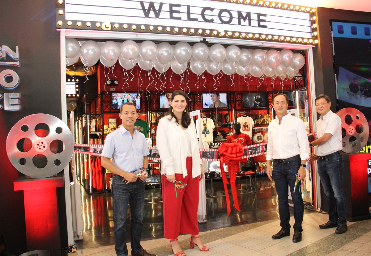 ABSCBNpr's tweet photo. The Philippines' leading media and entertainment network formally launched the ABS-CBN Studio XP, the first ever studio city in the country that lets visitors become stars, reality show contestants, stunt trainees, production crew, and more. #HelloStudioXP https://t.co/QO5wrL0XJh https://t.co/ah1WcqVPz9