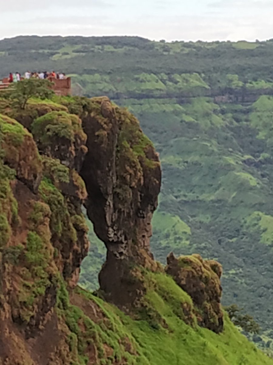 Nitendradd's tweet photo. #mahabaleshwar #krishnariver #elephantpoint #travel#tourism#maharastra#hillstation https://t.co/1hqlqm4oO4