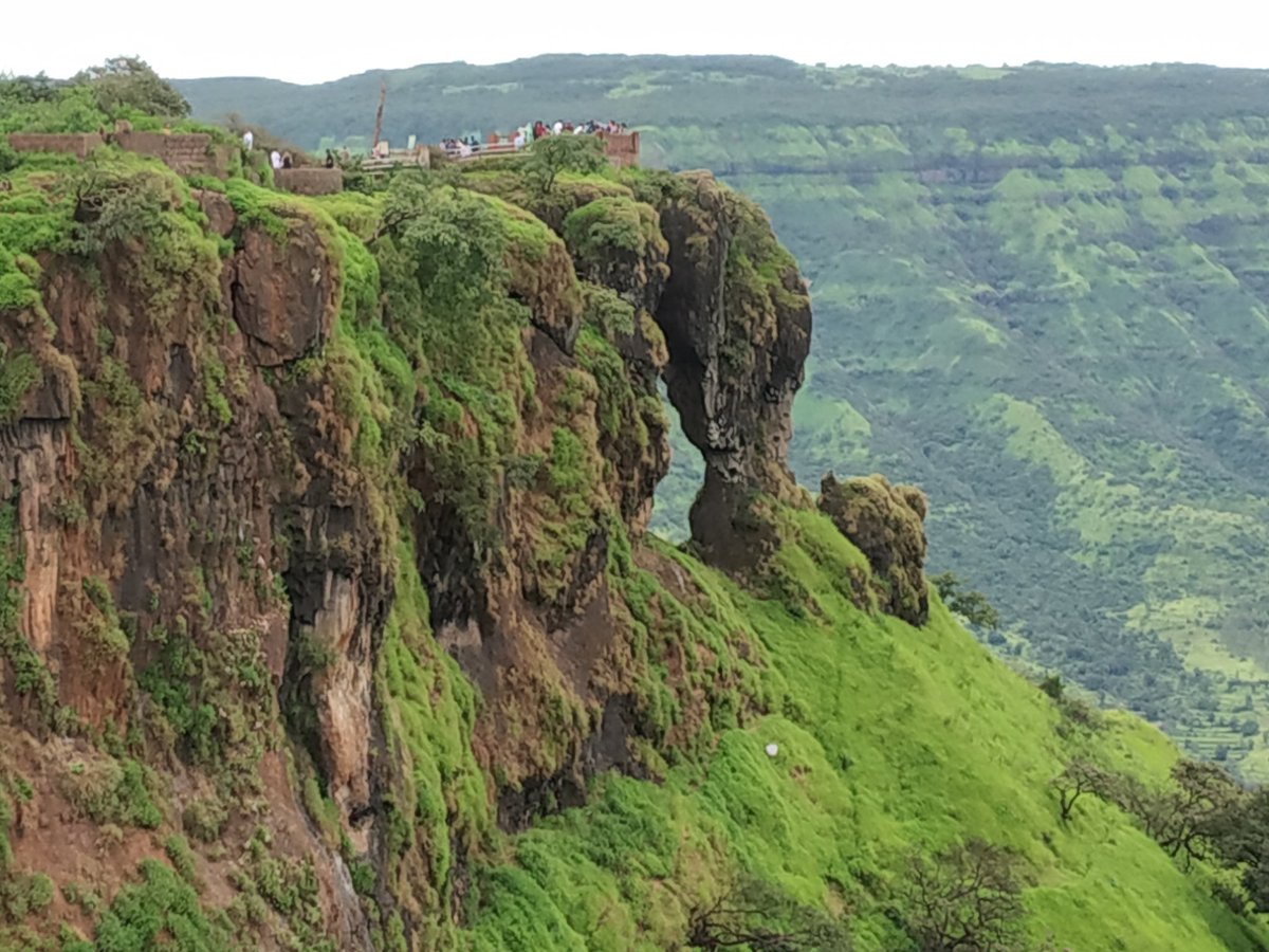 Nitendradd's tweet photo. #mahabaleshwar #krishnariver #elephantpoint #travel#tourism#maharastra#hillstation https://t.co/1hqlqm4oO4