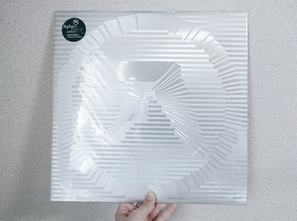 shiiiiiho0204's tweet photo. 予約していた2点(内容同じ)来ました。
#AphexTwin
#collapseep https://t.co/busMdRI6Hu