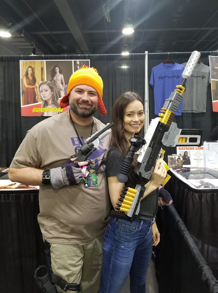 chrisdvanne's tweet photo. Top story: @summerglaucom: 'Vera has never looked so good!
#Itsabrowncoatsthing #SummerGlau #Firefly #Browncoats #JayneCobb #RiverTam #CincinnatiComicCon @CinciComicExpo ' https://t.co/RyuOBSl6VZ, see more https://t.co/zTRzr5ZkIU
