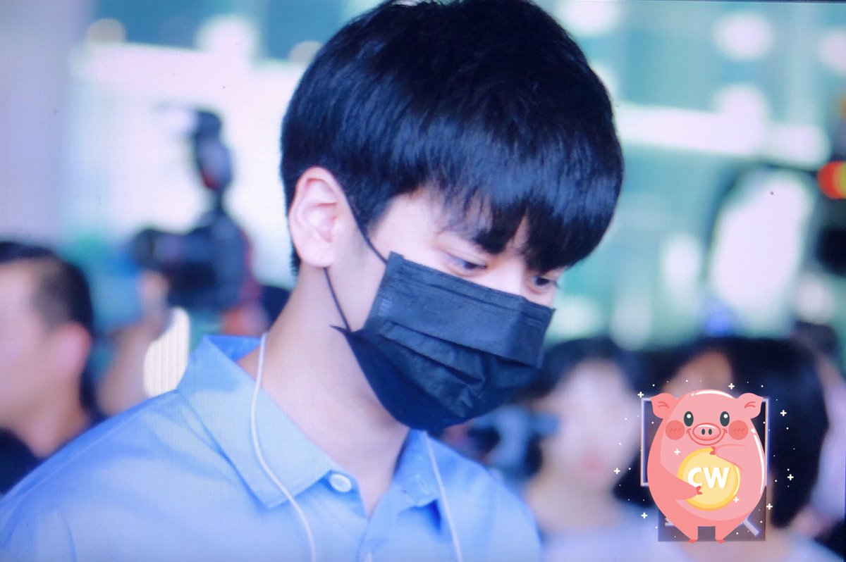 changeless_0126's tweet image. #iKON #CHANWOO #찬우 #チャヌ
@iKON_chan_w000 #찬우살이 
180917 ICN ❤️i love wifi
