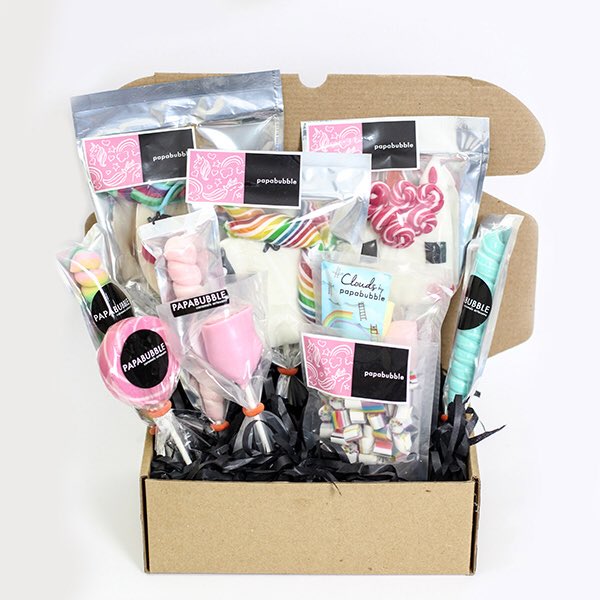 Unicorn 🦄 candies gift box. Available online (link in bio) #papabubble #papabubbleworld #papabubbleqatar