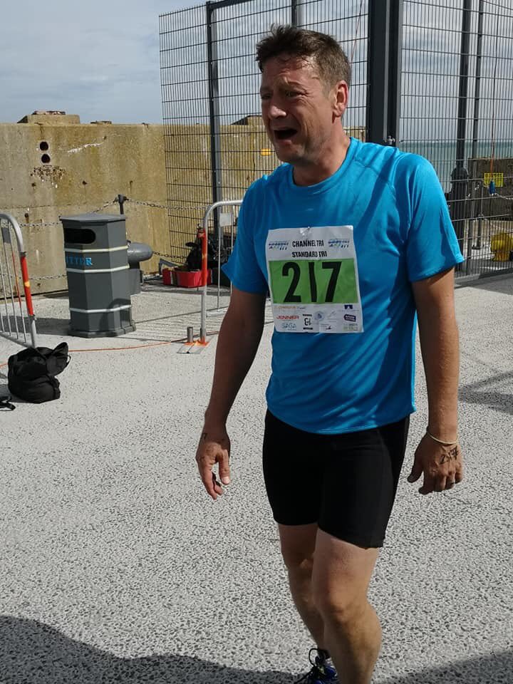 PTordeur's tweet photo. Done it! #Triathlon #SundayMorning #fitness ...it’s been a long road, going from overweight and not caring about food intake, alcohol, exercise...to completing a full size triathlon! Proud, proud!!! https://t.co/uaI7CvAPV5