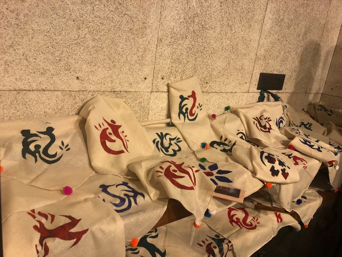 infor_thecause's tweet image. The Social Street in partnership with @infor_thecause had a fun filled Friday by working on &apos;A Canvas of Expression&apos; together. The real time sensitization on capacities came through thanks to the partnership on the Canvas and assembly of A Box Of Happiness.
#In_For_The_Cause