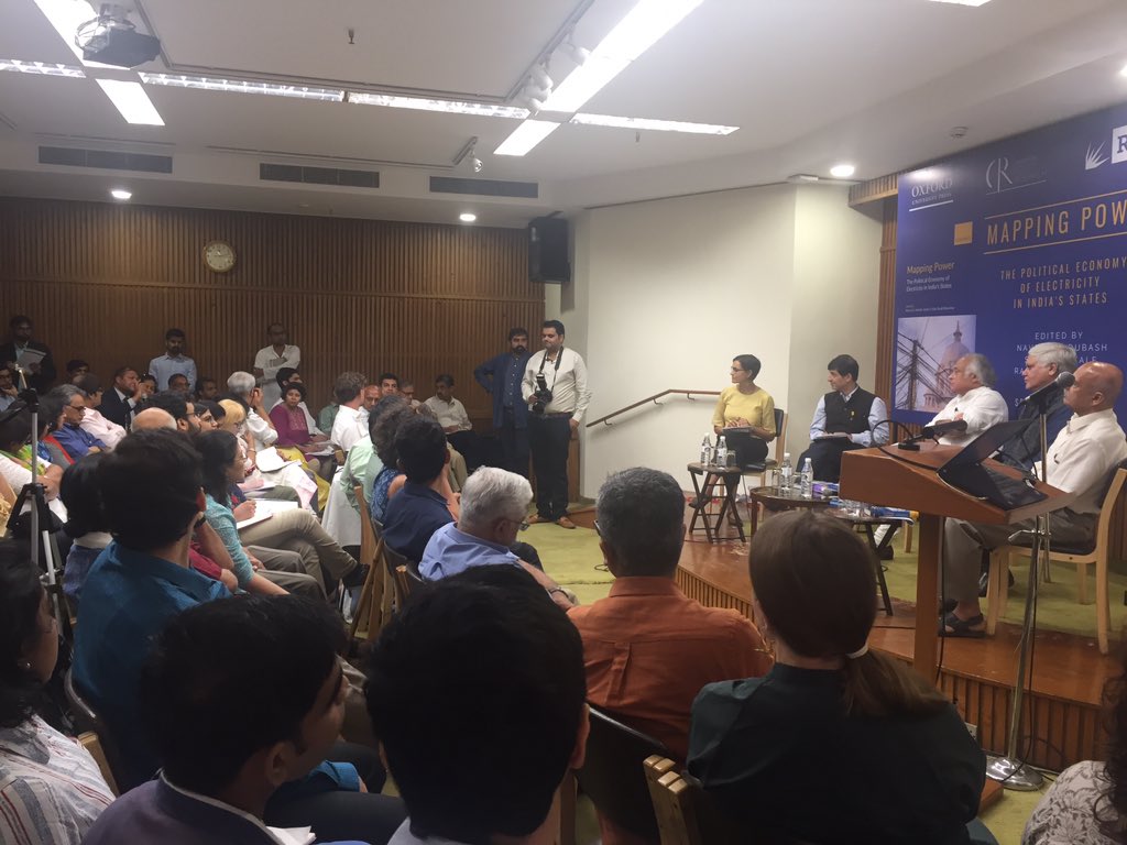CPR_Climate's tweet image. &quot;We settled the politics of generation, but in order to increase electricity consumption, we now need to think about the politics of distribution.&quot; @Jairam_Ramesh at the launch of #MappingPower