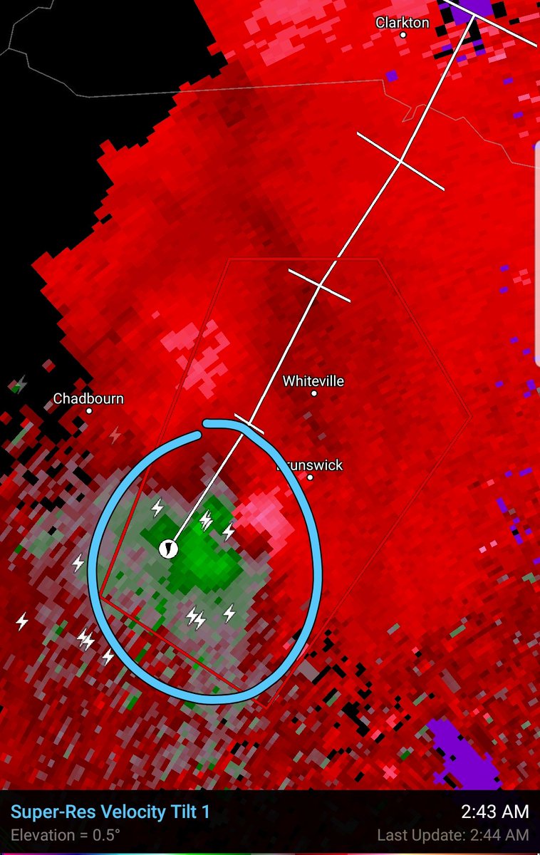 realdwaynet's tweet photo. .@johnmmblake Tornado Warning in Columbus County! Radar indicated and it's southwest of Brunswick and headed in the vicinity of Whiteville! #ncwx #ilmskywarn https://t.co/mD7r81dUGz
