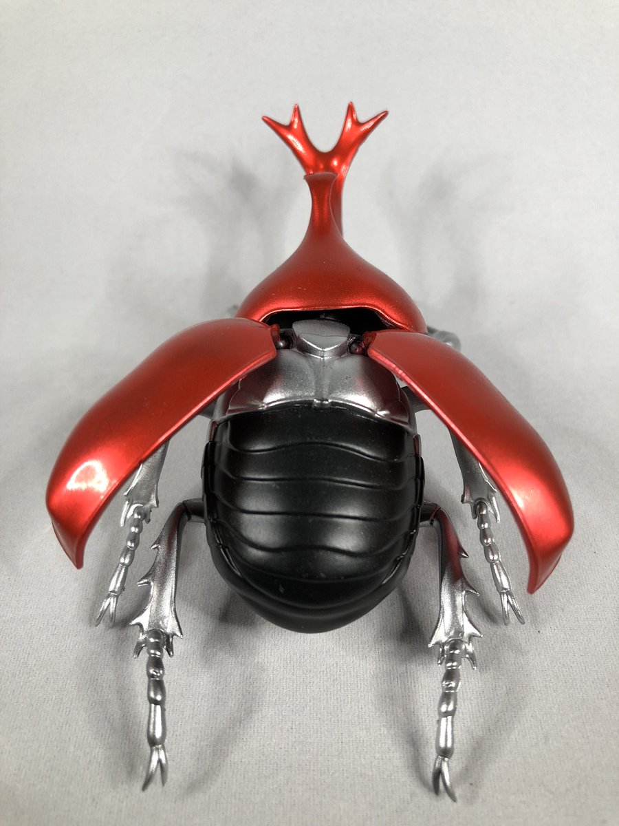 スミルノフ おばあちゃんが言っていた カブトムシのプラモデルが出たら赤く塗るように と フジミ カブトムシ 仮面ライダーカブト カブトゼクター