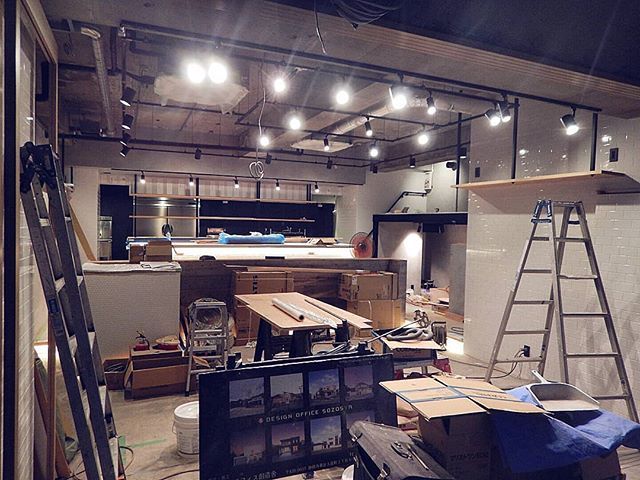 Tequilas_Diner's tweet photo. .
引き渡し4日前の正しい光景…。
.
……
.
なのか…？
.
.
.
.
#テキーラダイナー
#テキーラダイナー移転 
#making_of_new_td
#なのか https://t.co/mgGGFpK7FI https://t.co/LWP1WXNGWX