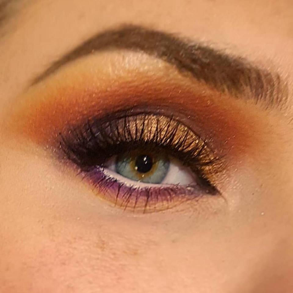 AmazingShineUK's tweet photo. Loving this gorgeous bronze look with just a little pop of purple 👌💜
📸 @lena_b_mua
Featuring Amazing Shine Lashes in style #326
.
.
.
#AmazingShineLashes #AmazingShine #makeup #motd #makeuplook #Lashes #Eyelashes #HumanHair #HumanHairLashes #Feature https://t.co/ENmXks6ROr