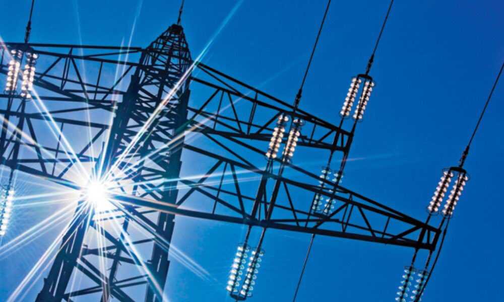 NanikSinghC's tweet photo. Necesitamos más #transparencia en los procesos de #licitaciones ⚡️⚡️⚡️#Energía y #Potencia. Estos deben incentivar la #participación de la mayor cantidad de proyectos de generación y motivar la #competencia. Con la competencia #TodosGanamos! https://t.co/UW84rvbpVE