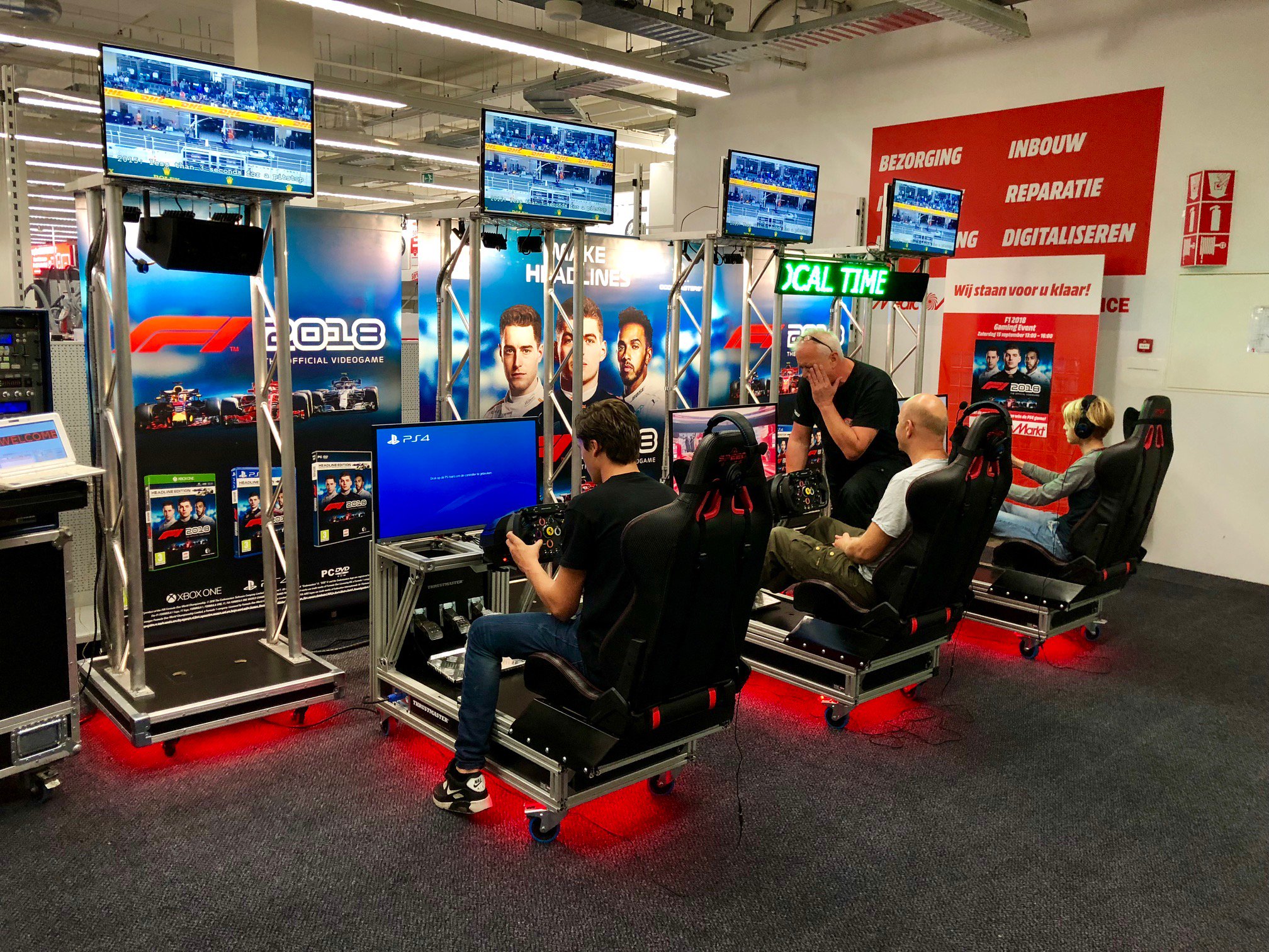 kast Sympathiek portemonnee MediaMarkt The Wall on Twitter: "#F12018 - Afgelopen weekend was het F1  2018 Gaming event. Het was een leuke en gezellige middag en wij hopen dat  iedereen het naar zijn zin had!