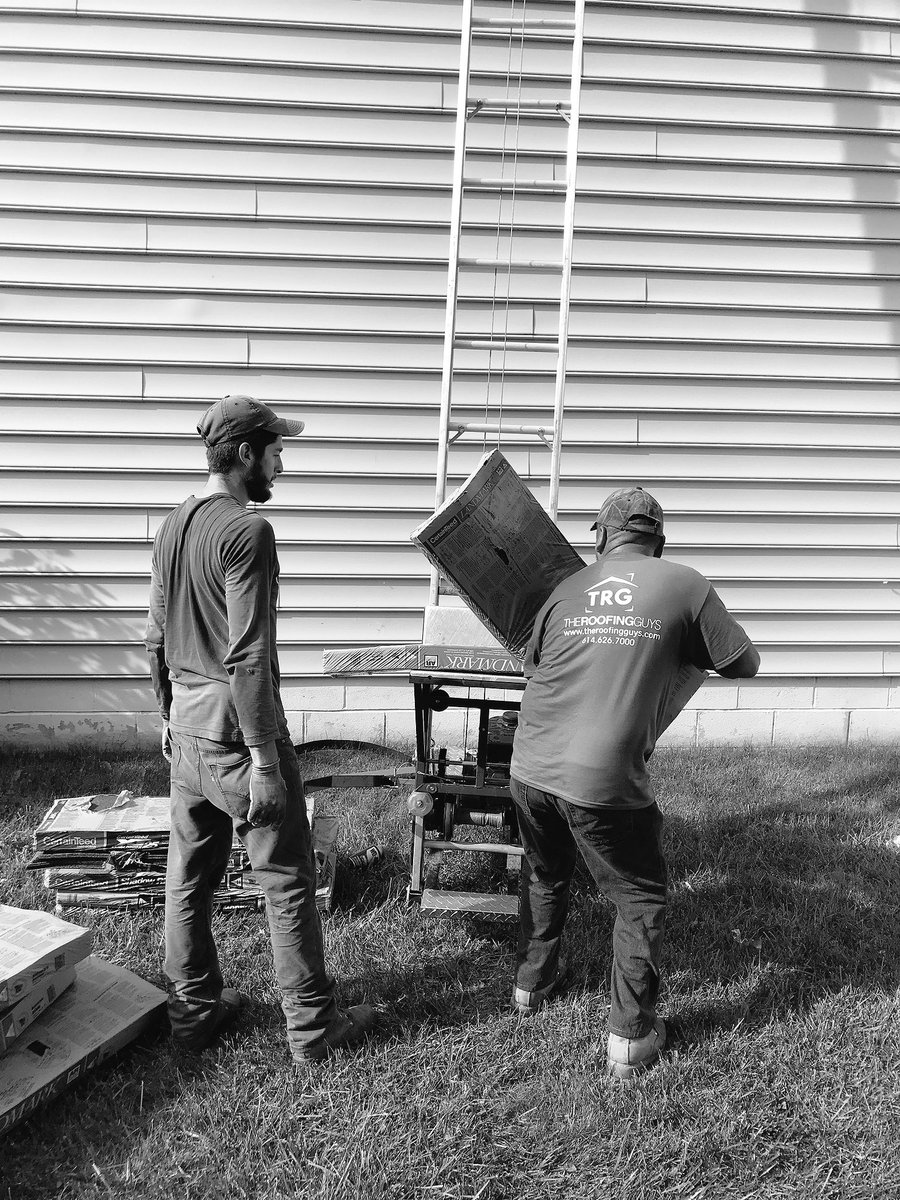 Roof replacement installing <a href="/CertainTeedRoof/">CertainTeed Roofing</a> Landmarks #TheRoofingGuys #TRG #RoofingDoneRight