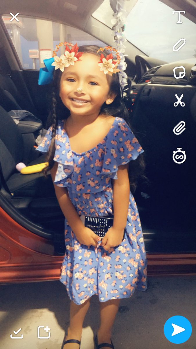 aliza_yami_mom's tweet photo. Monday let’s get this week started @FARIASECC @Meza_Teacher15 #FariasColorWeek #blueday https://t.co/fOnlOxM4wO