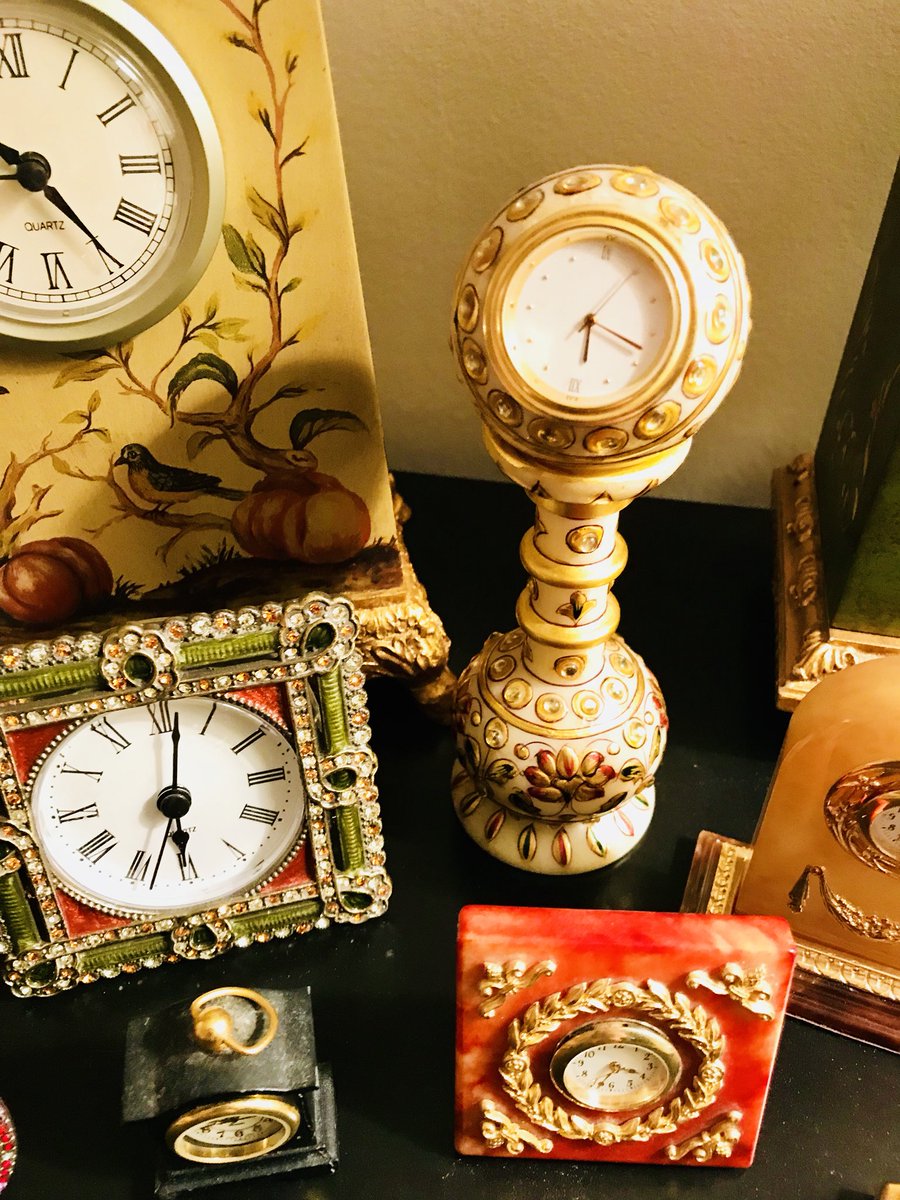 GBES2018's tweet photo. Is it #time for you to think about an Estate Sale? #downsizing #relocation #tomuchstuff #callSal 770-702-0155 today! From our free on site #assessment to #staging & #hosting to #cleanout #GBES has you covered!! #checkusout https://t.co/OqhyKJwqV2 & https://t.co/bUzScmLB90 https://t.co/iqgkhYpXVJ