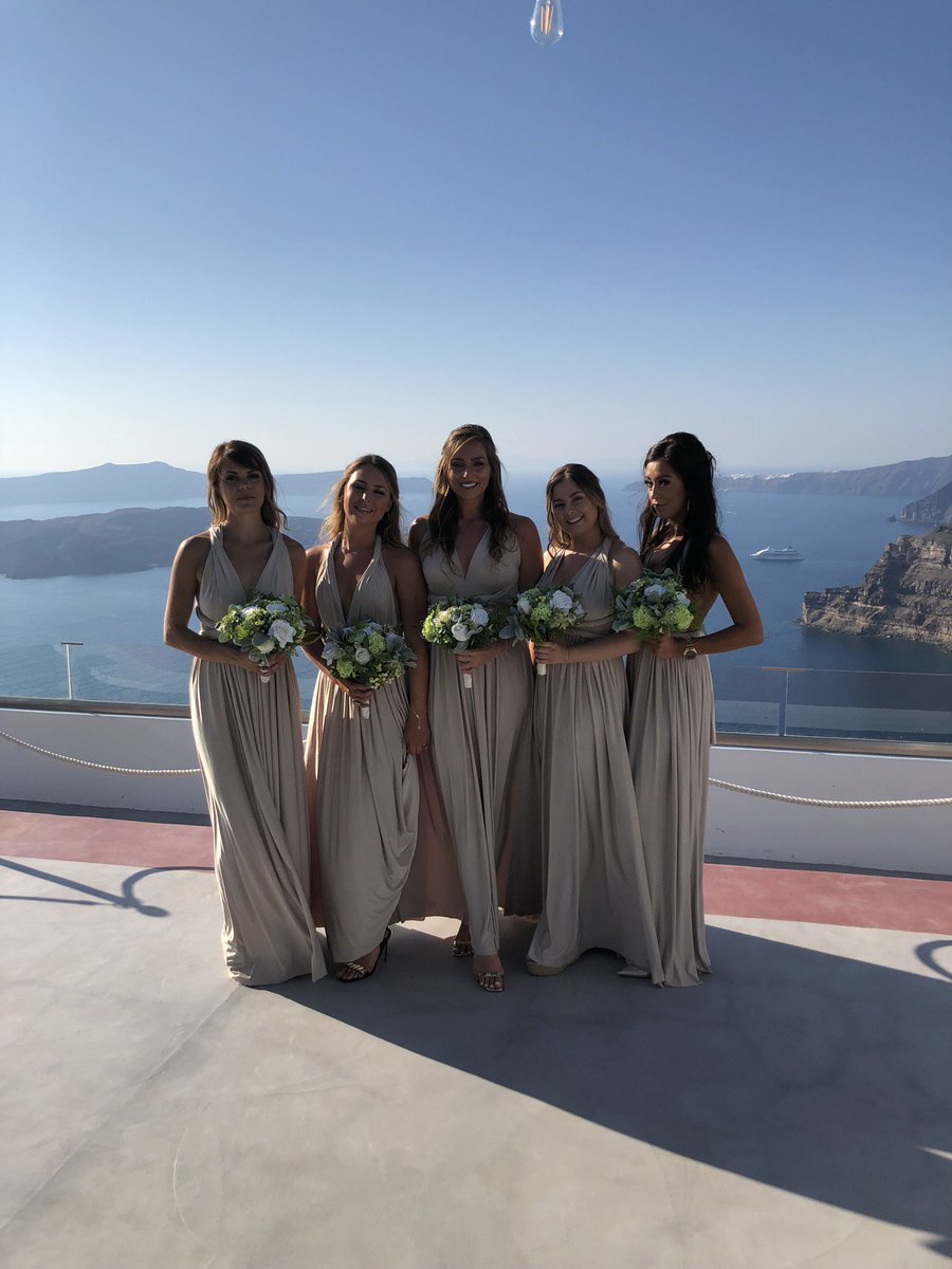SophieGrace2015's tweet photo. How amazing are @ElizaAndEthan 's matching bridesmaids?! Their smiles say it all! #Bridesmaids #ourbride https://t.co/8J7gYqf3XC