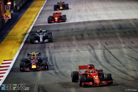 ErdimSevket's tweet photo. Bir yıl sonra favori olarak geldikleri Singapur’da önce sıralamada yavaş kalan Seb ardından yarışta iyi bir start almış fakat Ferrari pit duvarıyla tasarladıkları strateji sebebiyle belki de şampiyonaya veda etti. #f1 #f118 #f12018 #singaporegp #singaporef1 #formula1 #ferrari https://t.co/HzgzscIlRQ