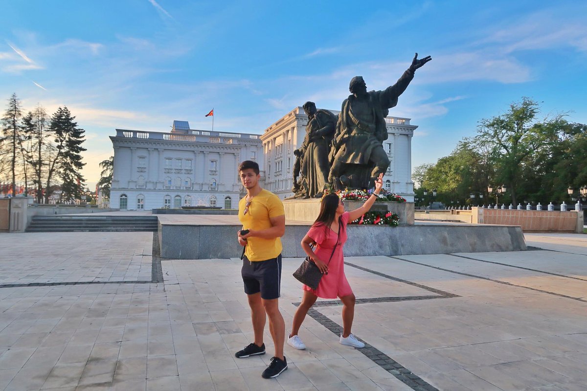 2MonkeysTravel's tweet photo. After 10 days of exploring on my own.. my sister (and her bf) met up with me in Skopje.  #moodeightapartments #skopjecity #macedonia #skopje #servicedapartments #ExploringMacedonia #Macedonia #europe @ExplorMacedonia https://t.co/ZJBsIEAIfD