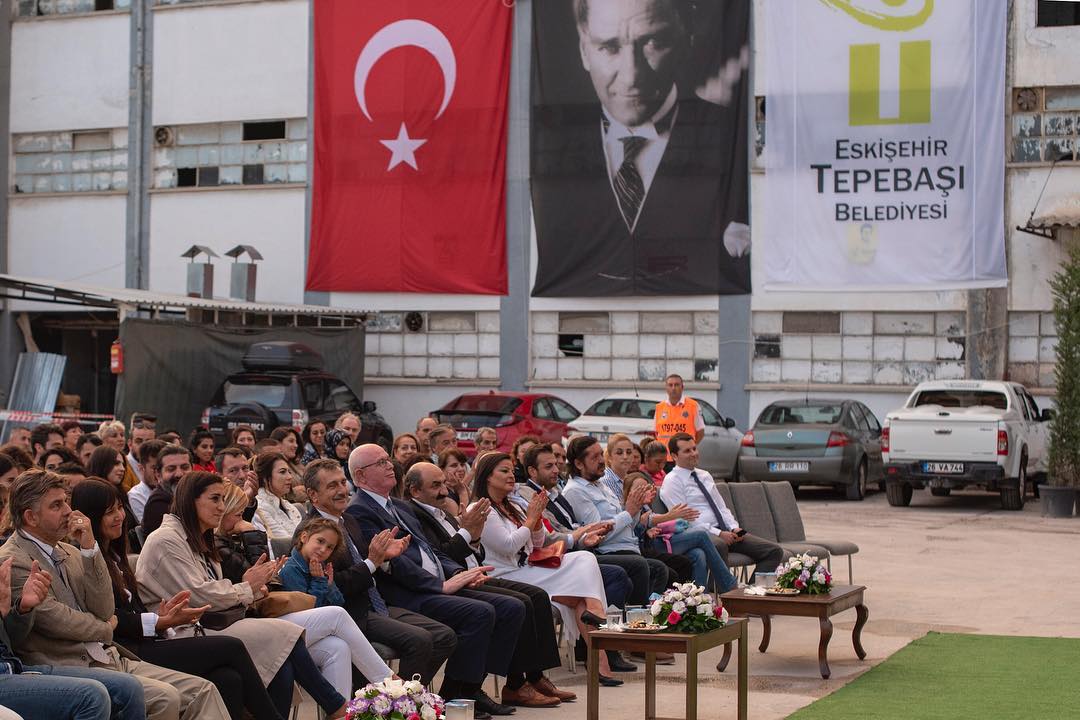 Basak_Kiremit's tweet photo. 1-16 Eylül tarihleri arasında gerçekleşen ana sponsoru olduğumuz 12. Uluslararası #Eskişehir #PişmişToprak Sempozyumu muhteşem bir kapanışla sona erdi. Kentimize harika eserler kazandıran Sempozyum'da emeği geçen herkese sonsuz teşekkürler.
@tepebasibeltr @DtAhmetAtac #terracotta https://t.co/6mhEySVXKY