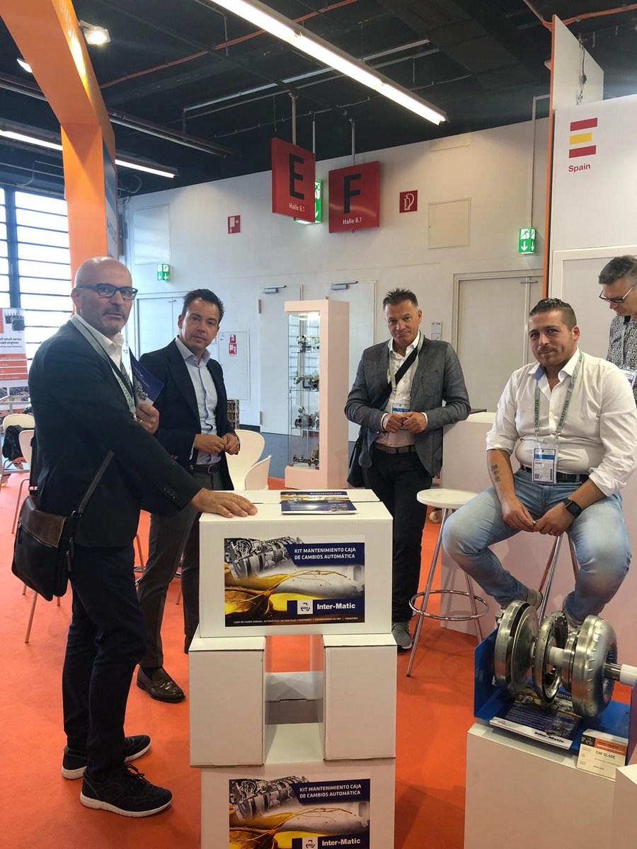 ASYSUM's tweet photo. ¡Buenas sensaciones! ¡Así es como cerramos Automechanika #Frankfurt #amf18! Muchas visitas y movimiento en nuestro Stand. Y muy buen público y recibimiento en la conferencia de Mobilatina. ¡Muchísimas gracias a todos! #automotive #rebuilding #Asysum #rebuiltengines https://t.co/gmHeWUZ1vX