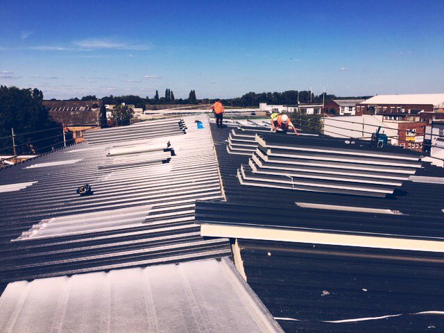 Scorpionbuild's tweet photo. Remember our project in Surrey?...We now have a roof! https://t.co/bx9l7SCaUb