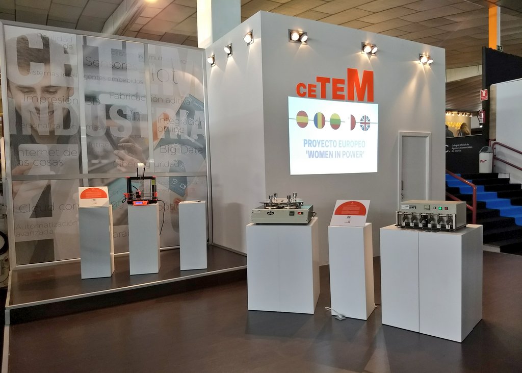 CETEM_CT's tweet photo. ¡Ya está todo listo en nuestro stand de @FMYecla! Visítanos y conoce de cerca dos de nuestros servicios más demandados por las empresas: el #ensayodemateriales y el #prototipadorápido.
Además, podrás descubrir cuáles han sido los 8 proyectos finalistas del #CDICETEM. https://t.co/IEeUSj4hbA