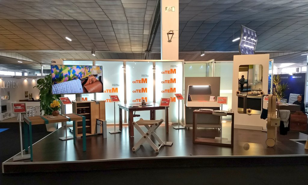 CETEM_CT's tweet photo. ¡Ya está todo listo en nuestro stand de @FMYecla! Visítanos y conoce de cerca dos de nuestros servicios más demandados por las empresas: el #ensayodemateriales y el #prototipadorápido.
Además, podrás descubrir cuáles han sido los 8 proyectos finalistas del #CDICETEM. https://t.co/IEeUSj4hbA