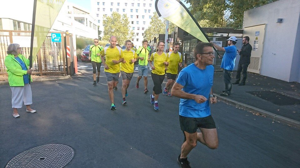 UNASS_fr's tweet photo. #Raid2018 🏁Top départ de Nantes cap sur Orléans arrivée prevu au CSM SI demain matin @portailmalin @GroupeLaPoste @LPNews_CVL @LPNews_ https://t.co/66B5LXAGyF