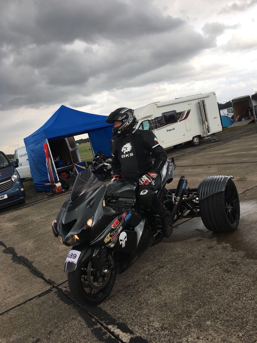 bikehps's tweet image. Congratulations to Gary Sargent for setting and breaking 6 British records and breaking a Guinness World record at the #Straightliners event this weekend. straightlinersonline.co.uk
